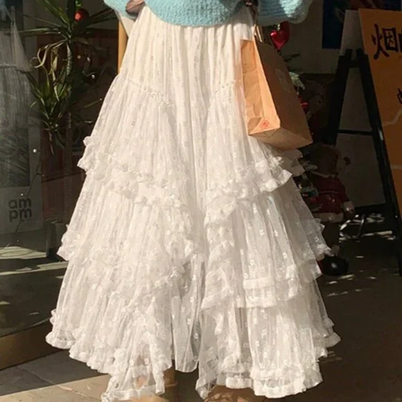 White Casual Women's French Style Lace Flare Ruffle Skirt - Picture 2 of 4